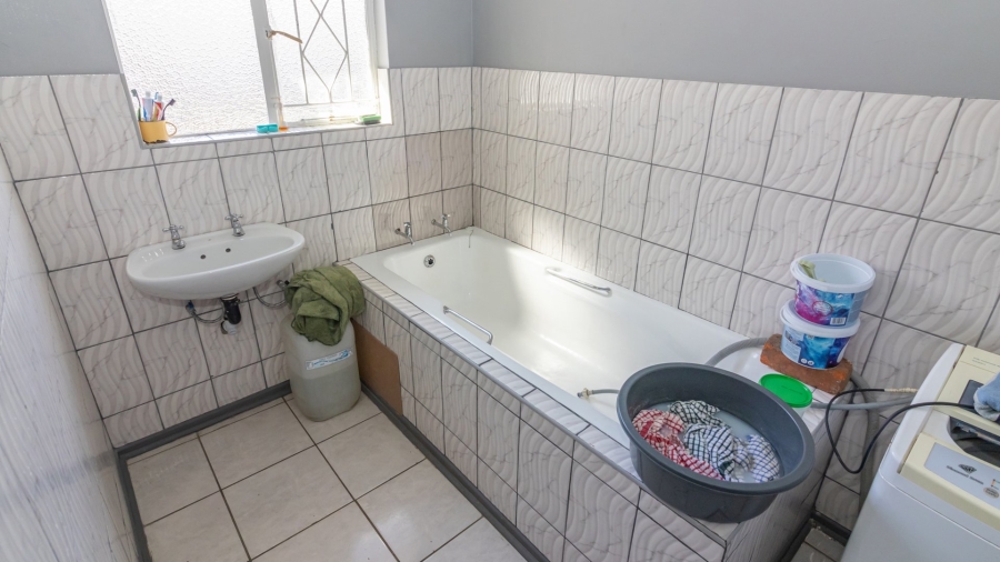 3 Bedroom Property for Sale in Kroonheuwel Free State